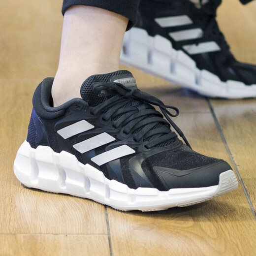 阿迪达斯 （adidas）女鞋夏季Climacool清风运动鞋透气轻便缓震跑步鞋休闲鞋 GZ2575黑白 37