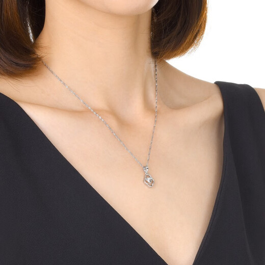 Chow Sang Sang Pt950 platinum pendant without platinum necklace 37142P Price 1.95g (including labor cost 200 yuan)