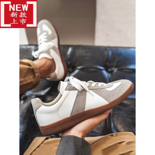 
Stack Leopard Extra Large Size Men's Board Shoes Genuine Leather Men's Large Size Large Size Men's Board Shoes Sizes 46-47 Summer Extra Large Size German Training Shoes Men 4 9715 White Grey 38