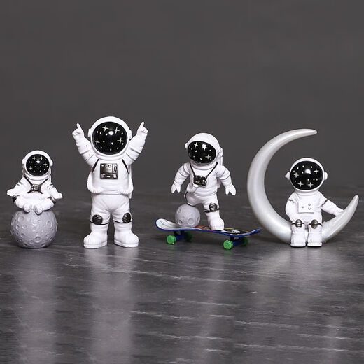 Mengyigang kreative Astronaut-Ornamente Desktop kleine Astronaut Schreibtisch TV-Schrankzimmer Dekoration Autokonsole-Ornamente Sternenhimmel Vierteilige Set (insgesamt 8 Stücke)