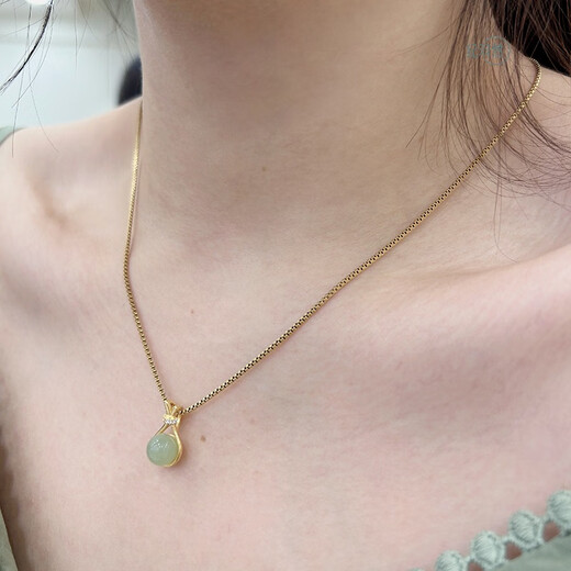 Ji Yu Youfu bag necklace women's new transfer light luxury birthday gift niche temperament high-end antique pendant titanium steel clavicle chain lucky bag necklace