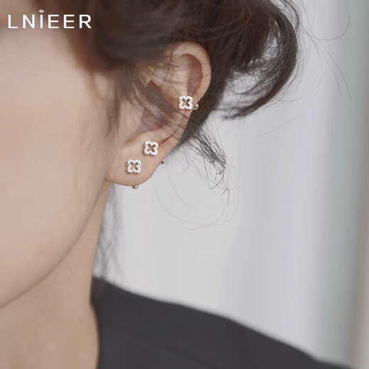Lnieer super flash 999 pure silver four-leaf clover earrings for women 2025 new screw-buckle high-quality sleep-free ear bone nails 999 pure silver hollow four-leaf clover earrings
