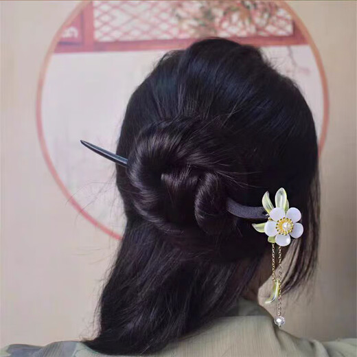 Bai Qixin ancient style hairpin magnolia tassel step shake new Chinese style Chinese style updo wooden hairpin hairpin Hanfu accessories orchid tassel hairpin
