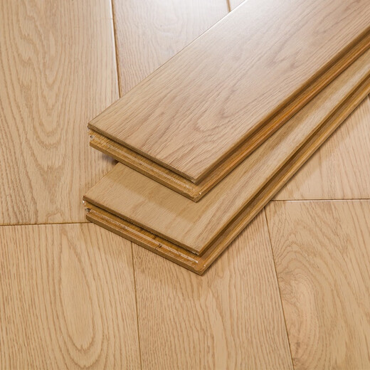 Verrouillage de serrure en chêne de grade de qualité A. Plancher en bois massif Installation de quille antique Installation de ventes directes Ventes de chauffage de plancher YT8 Bloriage 70 1585 Floo Chauffage Lock Butoyant Section de chêne Herringbone 1