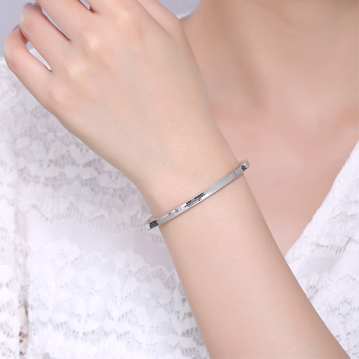 Yuan Shengfu's new PT950 high-quality fixed-mouth honeycomb platinum bracelet, genuine women's fashion platinum bracelet, 17.87 grams/inner diameter 58mm/thickness about 3.7mm