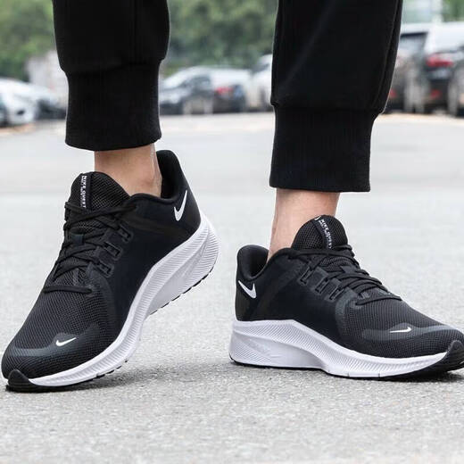 Chaussures Nike (Nike), Nouvelle course d'été Swift 3 Chaussures de sport à coussin respirant, chaussures de course sur route, chaussures décontractées, DA1105-006 / Ash foncé noir et blanc 44,5