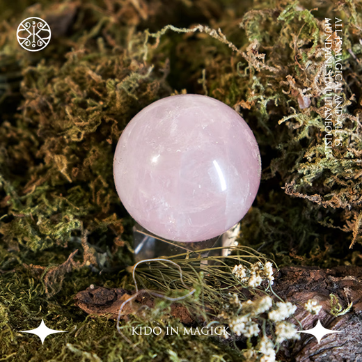 Oin KIK Natural Pink Crystal Ball White Crystal Ball Meditation Yoga Office Raw Stone Living Room Ornaments Spherical Base Gift Follow Moments Kik9922 to grab new products