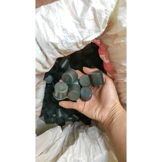 Sailotou Danyang Qingtian customized 1000 black steel bar protective caps steel wire head straight thread protective sleeve plastic sleeve 16 black 1000 2 points 2CM long