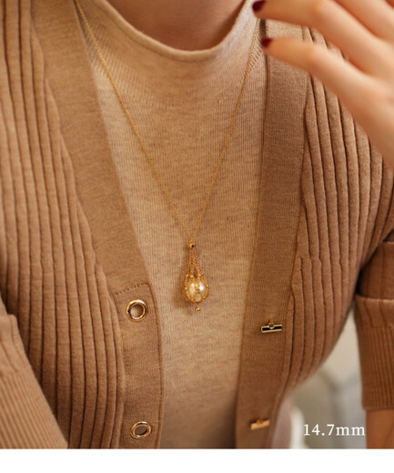 Erli 18K gold inlaid with diamond pearl mesh pocket pendant necklace for women niche design light luxury imitation 18k gold temperament clavicle chain for women mesh pocket gold pearl necklace (ready in stock)