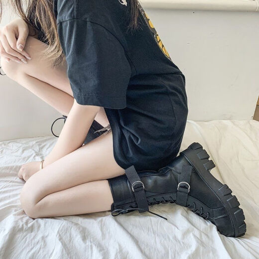 Mei Ben only 20 cm height-enhancing shoes Martin boots cos British style COS special motorcycle boots large size British style showing thin legs upgraded black 38