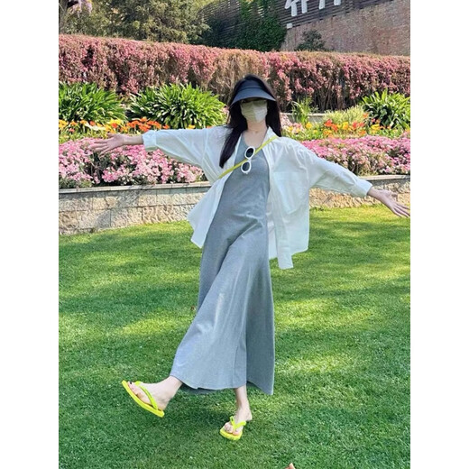 Zhuo Beixin (Zhuo Bei Xin) Été Nouvelle robe de maternité Robe à suspension + mince chemise solaire décontractée en deux pièces