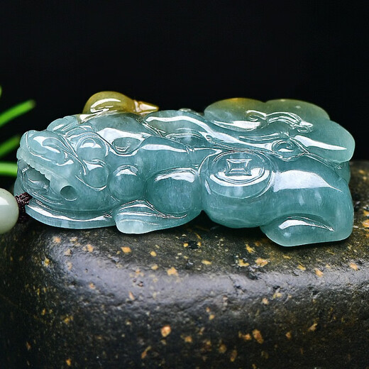
A thousand years of jade jade Pixiu pendant, men and women ice-bottomed jade Pixiu jade pendant, jade pendant, with certificate, model five QZF3878i