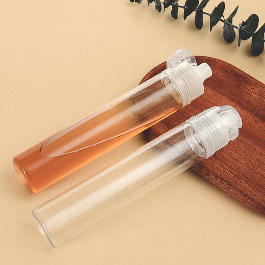 Dongzhitiandi squeeze honey bottle, squeeze sauce bottle, portable honey dispensing bottle, food sealed bottle, salad tomato sauce, autumn pear paste bottle, 130g honey dispensing bottle, 4 pieces (with silicone cutter)