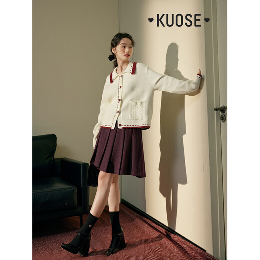 Color ancho (kuose) Red navidad suéter para mujeres 2023 Nuevo otoño e invierno dulce cuello de polo suéter de punto corto Cardigan de albaricoque s