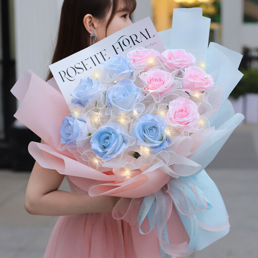 馥郁花阁鲜花速递花礼碎冰蓝玫瑰花束生日礼物送女友全国同城配送当日达 【海芋之恋】5粉玫+6碎冰蓝|dy683