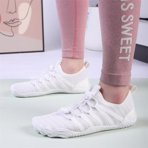 McCannon indoor fitness shoes for men and women, non-slip training shoes, silent skipping rope running shoes, step machine special shoes, shock-absorbing soft-soled yoga shoes, white powder 38
