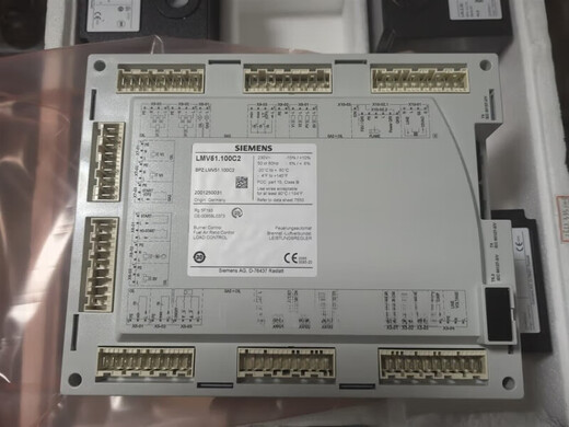 LMV51.100C2 Siemens controller LMV51.100C2