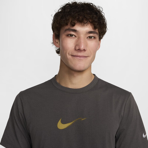 Nike (Nike) Hyverse Dri-Fit Men's Sun Protection Sun Sipving Swryved Top Top Summer Tams HV4882 299 Media Grey/Desert Moss Green/Silver S