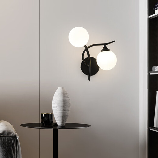 Lampe murale papillon lampe de chevet de chambre à coucher lampe murale 2024 Nouveau style luxe léger