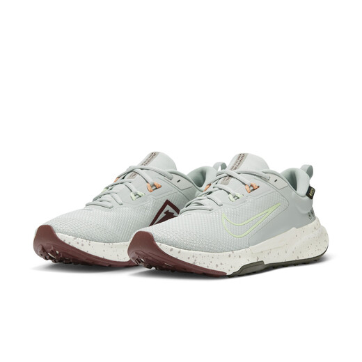 耐克（NIKE）官方JUNIPER TRAIL 2 GORE-TEX防水男子越野跑步鞋HM9734 003浅银/微黄绿/大学灰/暗队红/红杉绿/杏粉 42
