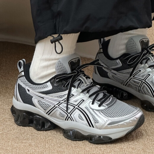 亚瑟士（asics） GEL-Quantum Kinetic新年复古黑银绿潮流跑鞋 1203A270-023 银棕(1203A270-021) 39