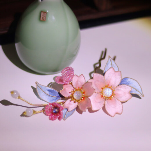 Dusk velvet flower hairpin handmade intangible velvet flower finished product high-end jewelry Chinese style retro temperament ancient style hair accessories green leaves sprinkled with golden velvet flowers