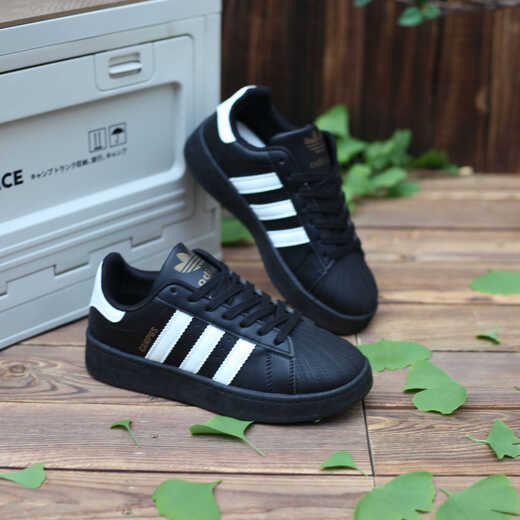 Changxiang huili hong kong style couple style 2024 style collégial classic moral d'entraînement chaussures chaussures de femme coquille de planche décontractée
