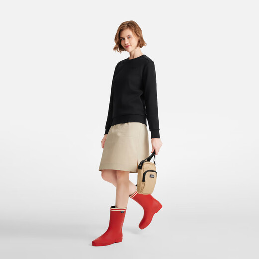 Aigle Sweat à sweat extérieur Sports chauds Classic Round Neck Top Women's Black Bh673 38 (165 / 88A)