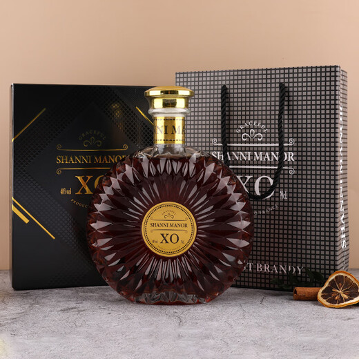 仙妮庄园 洋酒精选 法国进口 洋酒 XO 白兰地 礼盒装 40度 700ML 仙妮庄园XO礼盒装 700mL 1瓶