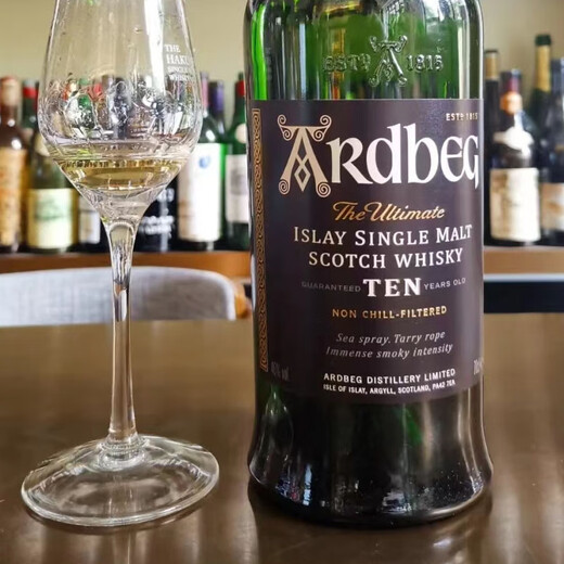 雅柏（Ardbeg）阿贝10年 雅柏系列 单一麦芽威士忌泥煤味苏格兰威士忌 700mL