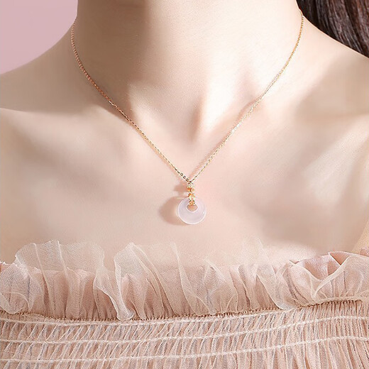 HR Helena Light Luxury Peace Buckle Necklace Women's Fashion Clavicle Chain Chinese Valentine's Day Gift for Girlfriend and Wife Peace Buckle Necklace