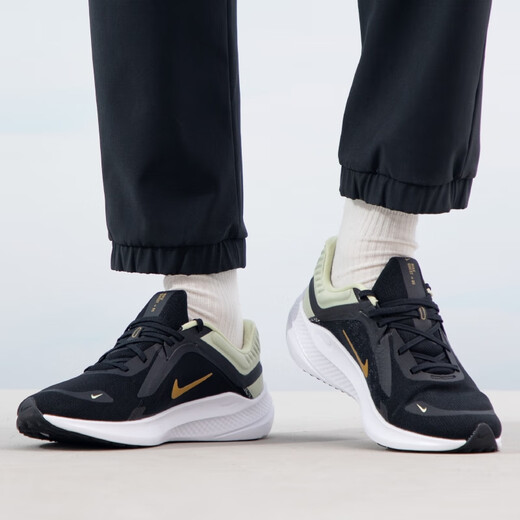 耐克（NIKE）男鞋 新款QUEST 4 网面透气减震轻便运动休闲跑步鞋DA1105-006 DD0204-301 40