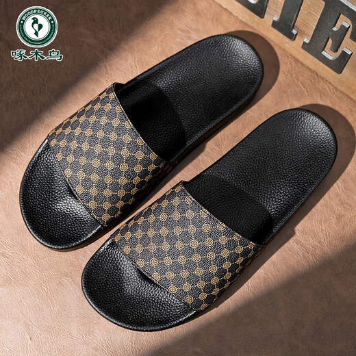 Woodpecker 2025 brand summer new retro British style flip-flops men's breathable outer non-slip slippers new 677 diamond lattice black 39