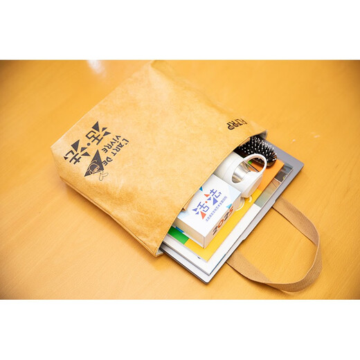 Living Method Geschenkbox 2025 Kalender, Tischkalender + Tasche für französische kulturelle Kreativität, Hardcover-Kalender zum Thema Französische Sprache, Kultur und Kunst, Fünfte Jubiläumsausgabe, Afrika-Kapitel (kostenloser Living Method-Notizblock 2025, gleicher Zeitplan)