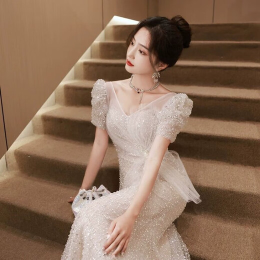现宝莲鱼尾晚礼服裙女感亮片轻奢小众生日婚纱法式主持宴会气质 米灰色 M