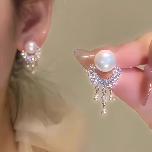 KZD999 sterling silver gentle rich girl pearl tassel earrings women light luxury temperament 2025 new pure silver earrings pearl tassel zircon earrings Lao Fengxiang