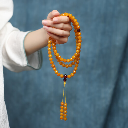 Fat Donglai's same style beeswax multi-circle bracelet, selected chicken fat yellow 108 Buddhist beads, amber round bead bracelet for men and women, selected old beeswax 108 beads 6mm