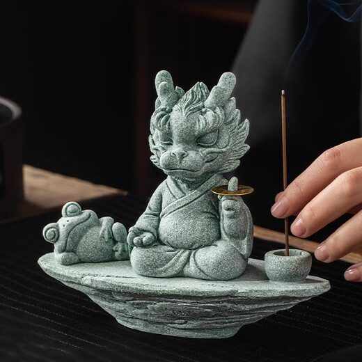 Lucky Dragon Tea Pet Decoration Color Changing High-End Green Sandstone Tea Table Tea Table Tea Set Feng Shui Decoration Crafts One Finger Rich + Sleeping Frog + Fishing Platform Base