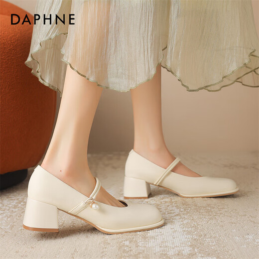 达芙妮单鞋女气质方头高跟玛丽珍鞋一字带女鞋子4024101109 米色 36