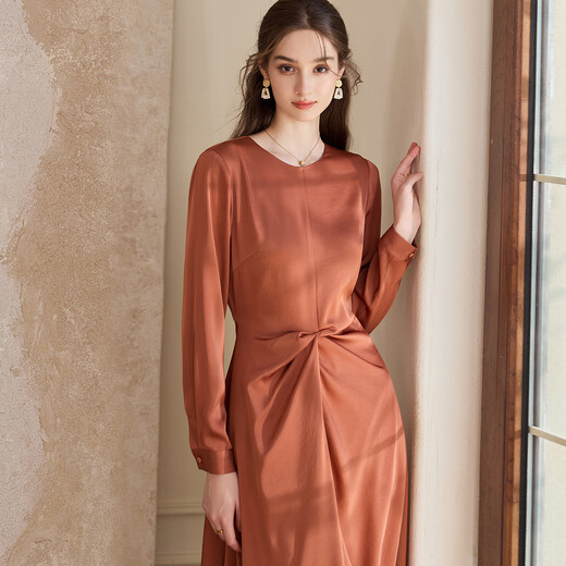 
ROEYSHOUSE ROYSHOUSE premium caramel color pleated dress spring new elegant satin waist-closing large hem skirt 10971 caramel color XL