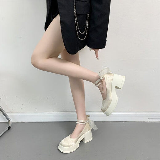 Zhenxi Neue chinesische Mary Jane -Schuhe für Frauen mit dicker Ferse erhöhte Retro Cheongsam Vielseitiger Bogen dicke Sohle -Ladung Hochzeitsschuhe von White 7 cm New Chinese Mary Jane - mit Perlen 38