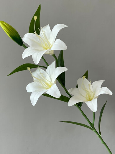 Runlei artificial flower lily artificial flower living room plastic bouquet floor decoration silk flower wedding flower arrangement interior decoration decoration plastic touch large lily-purple