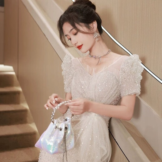 现宝莲鱼尾晚礼服裙女感亮片轻奢小众生日婚纱法式主持宴会气质 米灰色 M
