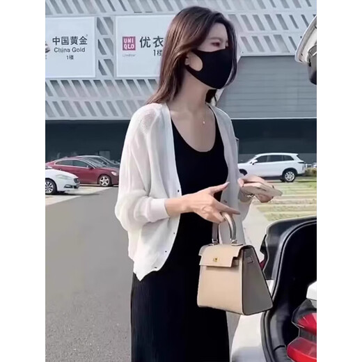 Sie ist im Sommer 2025 neuer Stil mit Ice Silk Strick-Strickjacke mit einem dünnen äußeren Stil mit Schal-Top Lose Short Jacket EMAGE Herbst Pink L schlägt 120-130jin vor [Jin gleich 0,5 kg]