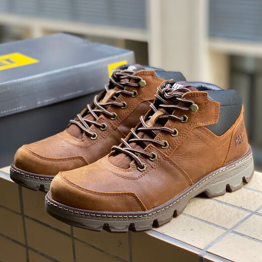卡特cat男鞋高帮工装鞋厚软底轻便牛皮防水马丁靴秋冬户外休闲鞋短靴 卡其色 皮鞋码 41 比运动鞋偏大一码