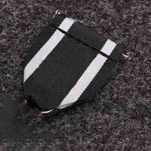 Retro Iron Cross Medal COS German Badge Brooch Metal Pendant Trend Iron Cross Red Simple Dress