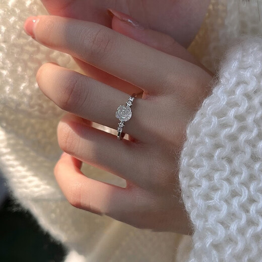 Qiuyu sterling silver ring women's Camellia S925 silver niche high-end ring girl's birthday Chinese Valentine's Day gift Camellia ring exquisite gift box