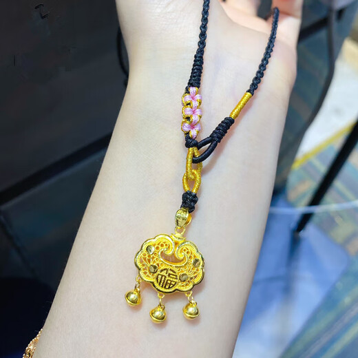 Chenxiangfu old phoenix ancient gold Ruyi peace lock pendant pure gold 999 lotus hollow word 