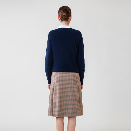 AQUASCUTUM/雅格狮丹冬季新款女士保暖纯山羊绒休闲针织衫Q4867W0041 深蓝39 M