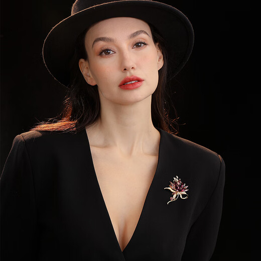 Oppenher benheart Danish lotus brooch lotus high-end exquisite fashion corsage luxury brooch temperament pendant women's high-end gift brooch-Shui Pei Feng Shang Champagne Gold